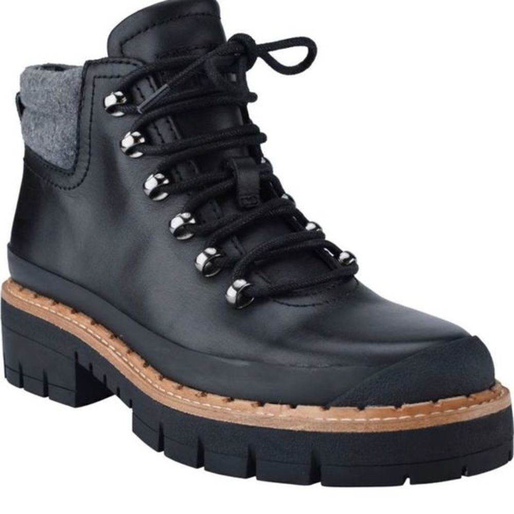 Marc Fisher lace up leather boots - size 6.5